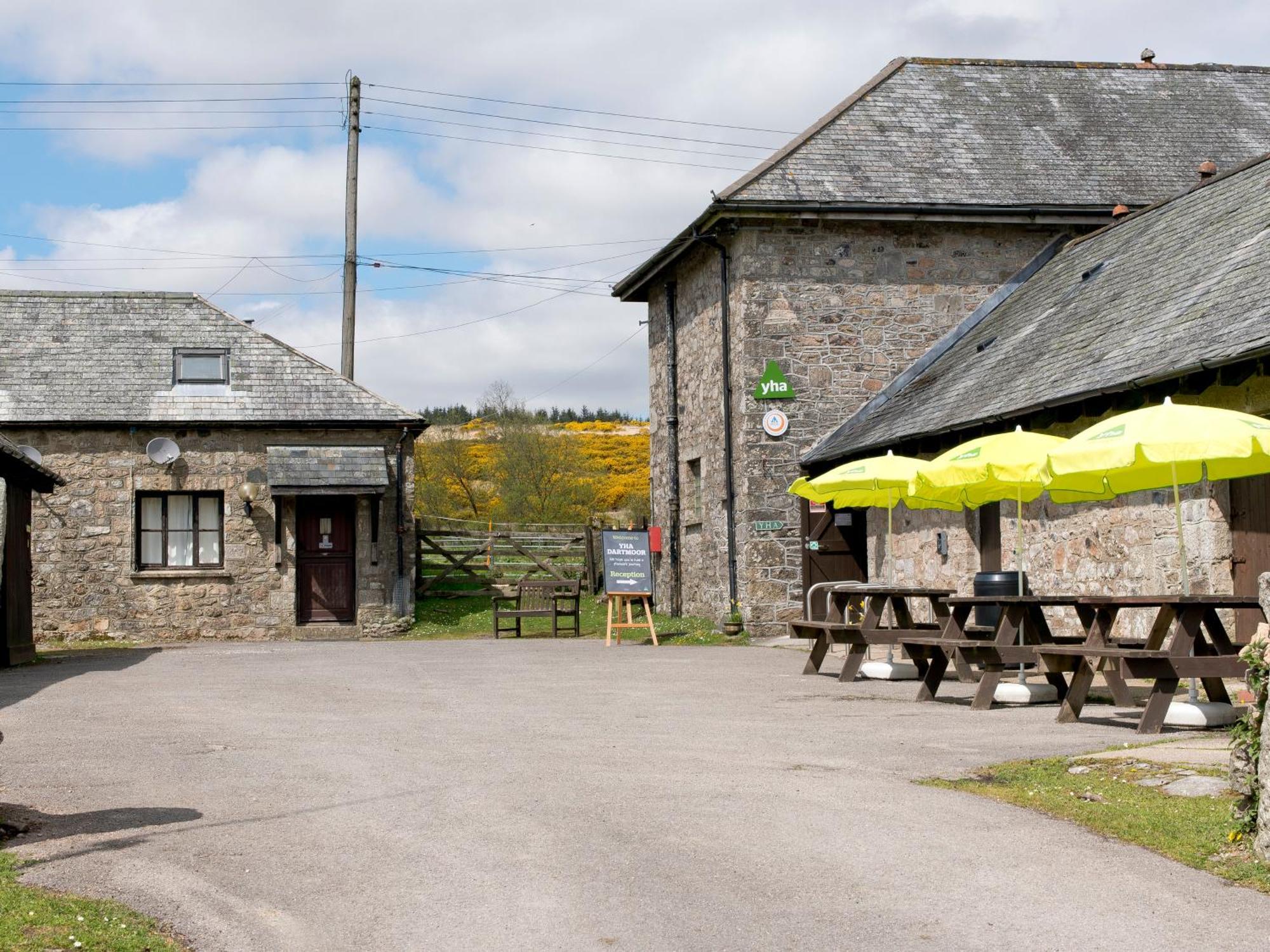 Yha Dartmoor Hostel Postbridge Exterior photo
