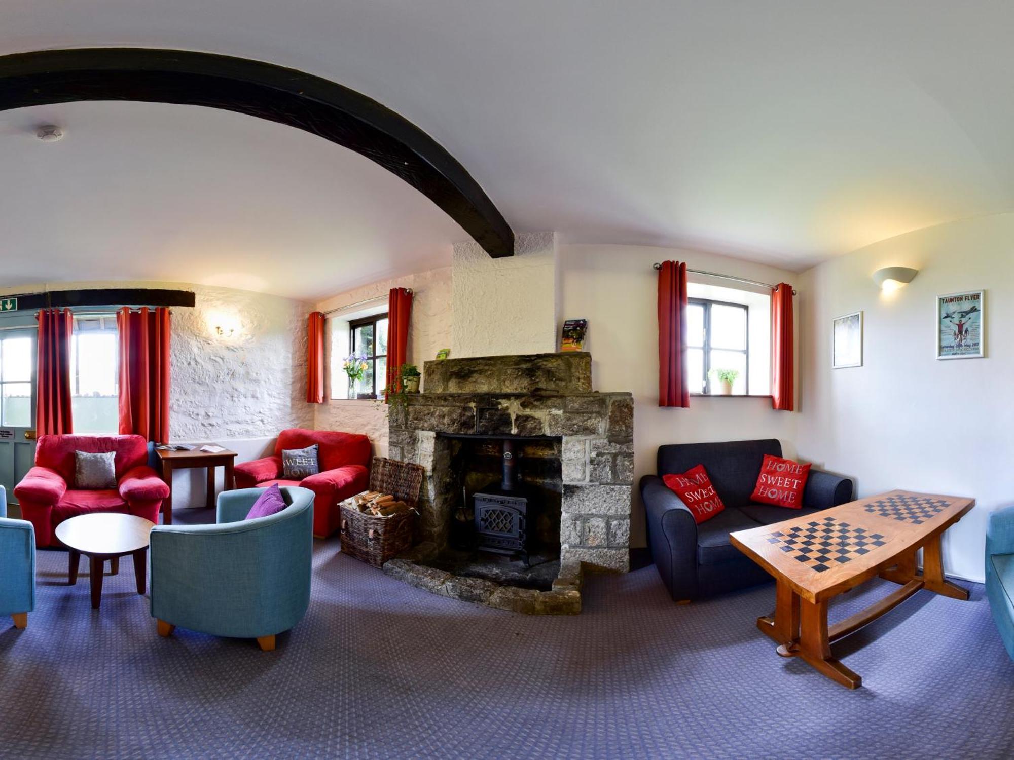 Yha Dartmoor Hostel Postbridge Exterior photo